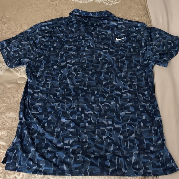 Nike Men's Blue Tour Dri-fit Polo - Picture 5 of 7